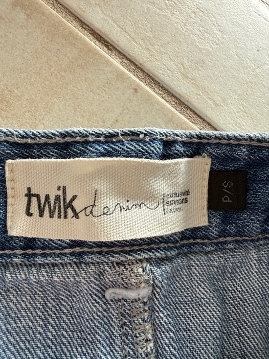 Simons Button-Front Denim Mini Skirt - Picture 2 of 2